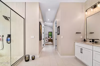 3810 E Clarendon Avenue, Phoenix, AZ 85018 - Photo 23