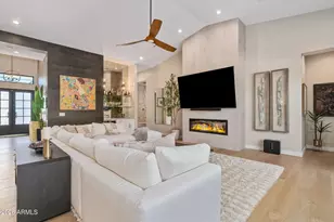 3810 E Clarendon Ave, Phoenix, AZ 85018 - Photo 13