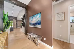 3810 E Clarendon Ave, Phoenix, AZ 85018 - Photo 9