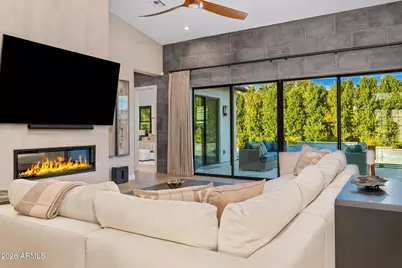 3810 E Clarendon Avenue, Phoenix, AZ 85018 - Photo 13