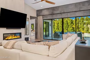 3810 E Clarendon Ave, Phoenix, AZ 85018 - Photo 13