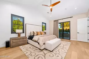 3810 E Clarendon Ave, Phoenix, AZ 85018 - Photo 23