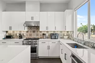 1717 E Morten Ave, Phoenix, AZ 85020 - Photo 3