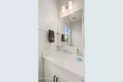 1717 E Morten Avenue #5, Phoenix, AZ 85020 - Photo 9