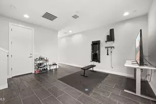 1717 E Morten Ave, Phoenix, AZ 85020 - Photo 25