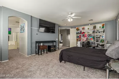 8606 W Morten Avenue, Glendale, AZ 85305 - Photo 17