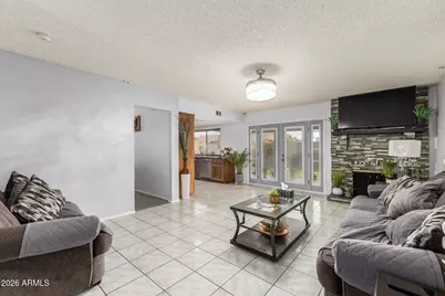 3215 W Paradise Lane, Phoenix, AZ 85053 - Photo 9