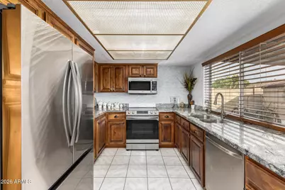 3215 W Paradise Lane, Phoenix, AZ 85053 - Photo 13