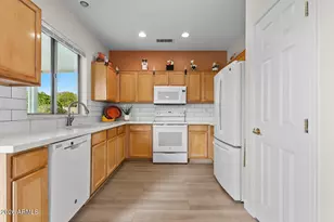 18754 N Summerbreeze Way, Surprise, AZ 85374 - Photo 13