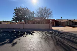 3901 W Sharon Ave, Phoenix, AZ 85029 - Photo 1