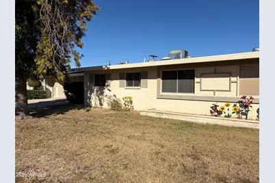 11024 W Abbott Avenue, Sun City, AZ 85351 - Photo 1