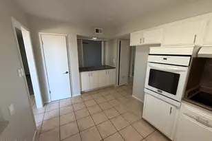 11024 W Abbott Ave, Sun City, AZ 85351 - Photo 9