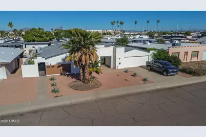 528 W La Jolla Drive, Tempe, AZ 85282 - Photo 1