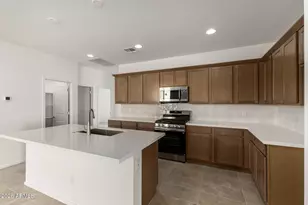 46830 W Crescent Moon Dr, Maricopa, AZ 85139 - Photo 9