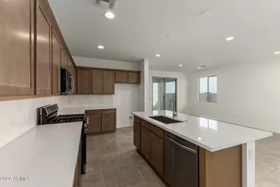 46830 W Crescent Moon Drive, Maricopa, AZ 85139 - Photo 11