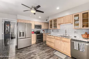 9301 W Wild Horse Ct, Sun City, AZ 85373 - Photo 11