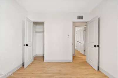 610 E San Juan Avenue, Phoenix, AZ 85012 - Photo 29