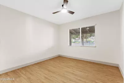 610 E San Juan Avenue, Phoenix, AZ 85012 - Photo 27