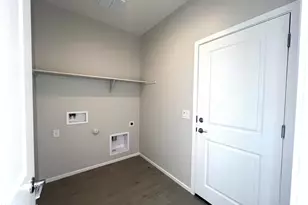 46850 W Crescent Moon Dr, Maricopa, AZ 85139 - Photo 5