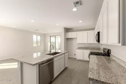 46850 W Crescent Moon Drive, Maricopa, AZ 85139 - Photo 5