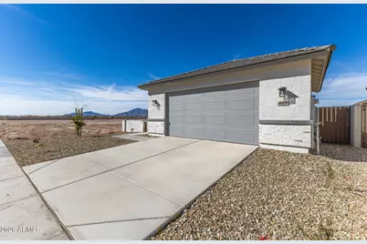 46850 W Crescent Moon Drive, Maricopa, AZ 85139 - Photo 3