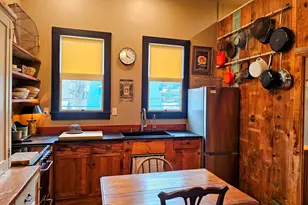 419 Garden Ave, Bisbee, AZ 85603 - Photo 7