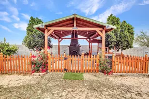 25516 W Hunter Dr, Wittmann, AZ 85361 - Photo 57