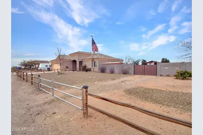 25516 W Hunter Drive, Wittmann, AZ 85361 - Photo 5