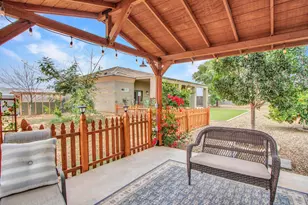 25516 W Hunter Dr, Wittmann, AZ 85361 - Photo 49