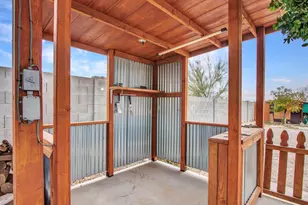 25516 W Hunter Dr, Wittmann, AZ 85361 - Photo 47