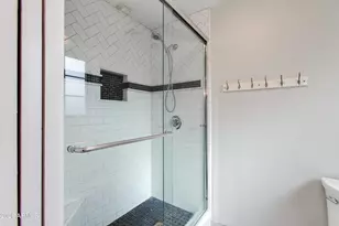 5517 E Mariposa St, Phoenix, AZ 85018 - Photo 19