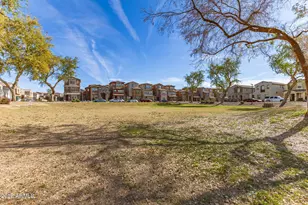 7782 W Pipestone Pl, Phoenix, AZ 85035 - Photo 35