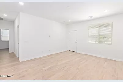 8635 N 169th Drive, Waddell, AZ 85355 - Photo 7