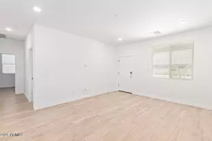 8635 N 169th Dr, Waddell, AZ 85355 - Photo 7