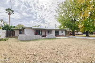 327 E Medlock Drive, Phoenix, AZ 85012 - Photo 37