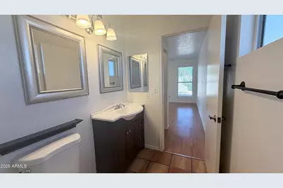 4844 E Sunrise Drive, Phoenix, AZ 85044 - Photo 17