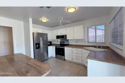 4844 E Sunrise Drive, Phoenix, AZ 85044 - Photo 13