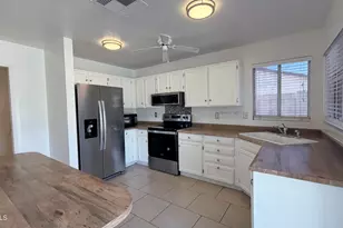 4844 E Sunrise Dr, Phoenix, AZ 85044 - Photo 13