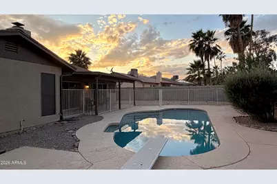 4844 E Sunrise Drive, Phoenix, AZ 85044 - Photo 3