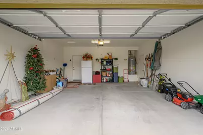 11091 N 190th Lane, Surprise, AZ 85388 - Photo 27