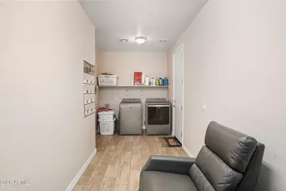 11511 E Seaver Avenue, Mesa, AZ 85212 - Photo 13