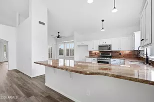 735 W Aire Libre Ave, Phoenix, AZ 85023 - Photo 9