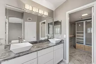 2201 W Redwood Dr, Chandler, AZ 85248 - Photo 17