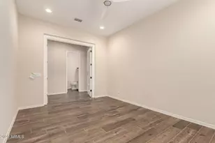 22848 N 98th Dr, Peoria, AZ 85383 - Photo 33