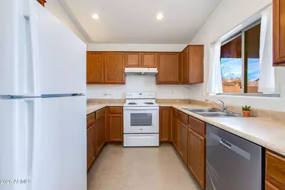 1832 W Lydia Lane, Phoenix, AZ 85041 - Photo 5