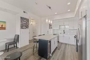 7300 E Earll Dr, Scottsdale, AZ 85251 - Photo 7