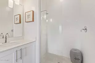 7300 E Earll Dr, Scottsdale, AZ 85251 - Photo 17