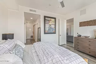 7300 E Earll Dr, Scottsdale, AZ 85251 - Photo 15