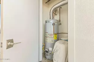 7300 E Earll Dr, Scottsdale, AZ 85251 - Photo 25