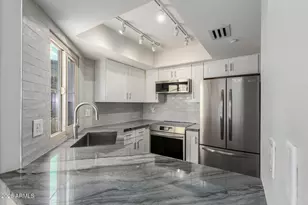 100 E Fillmore St, Phoenix, AZ 85004 - Photo 13